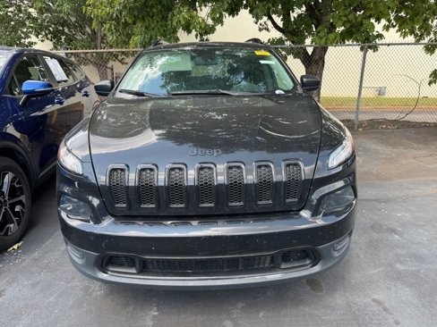 Used 2017 Jeep Cherokee Sport image 10