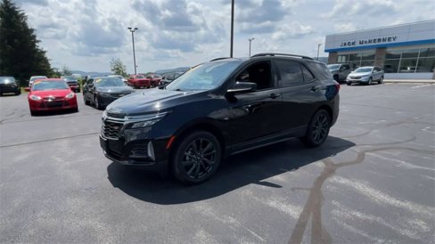 Used 2023 Chevrolet Equinox RS w/ LPO, Floor Liner Package image 4