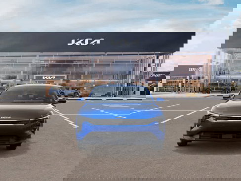 New 2025 Kia K4 LXS image 2