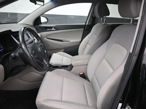 Used 2016 Hyundai Tucson Sport image 10