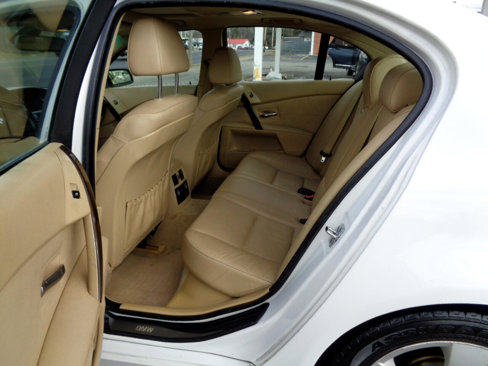 Used 2006 BMW 530i Sedan image 16