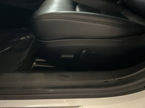 Used 2020 Tesla Model 3 image 36