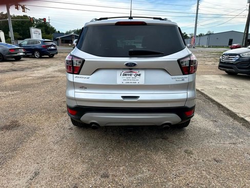Used 2017 Ford Escape Titanium image 6