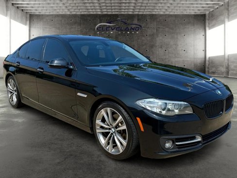 Used 2016 BMW 528i Sedan image 1