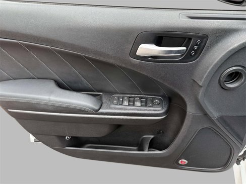 Used 2016 Dodge Charger R/T Scat Pack w/ Beats Audio Group image 19