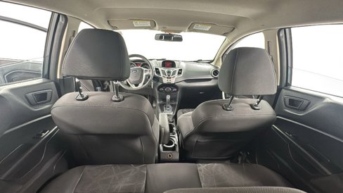 Used 2013 Ford Fiesta SE image 17