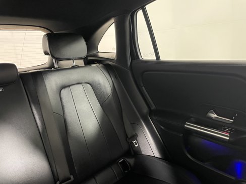 Certified 2022 Mercedes-Benz GLA 250 4MATIC image 15