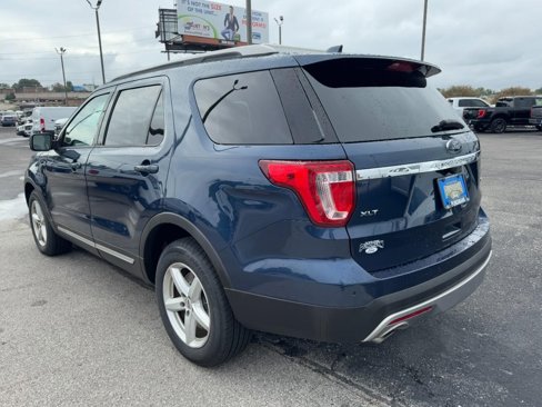 Used 2016 Ford Explorer XLT w/ Equipment Group 202A image 5
