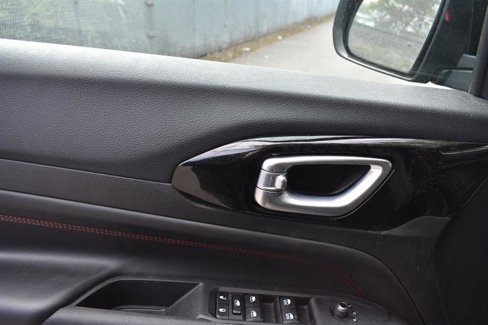 Used 2024 Jeep Compass Trailhawk image 11
