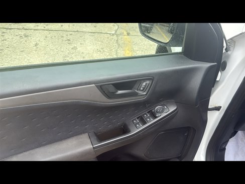 Used 2020 Ford Escape S image 7