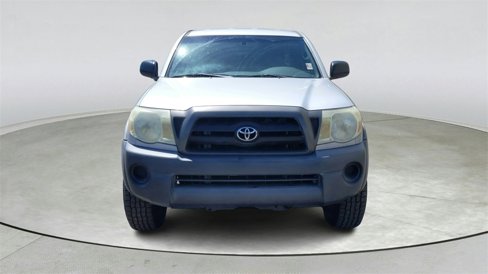 Used 2005 Toyota Tacoma PreRunner image 2