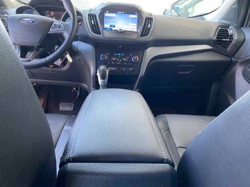 Certified 2018 Ford Escape SEL w/ Ford Safe & Smart Package image 29