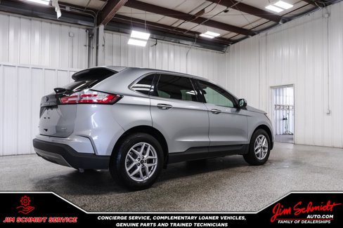 Used 2024 Ford Edge SEL image 6