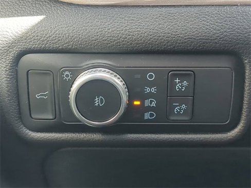 Used 2021 Ford Explorer Limited w/ Equipment Group 301A image 31