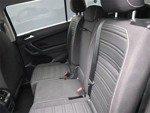 Used 2023 Volkswagen Tiguan S image 10