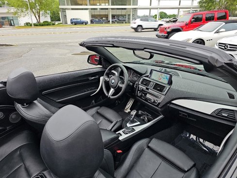 Used 2016 BMW M235i xDrive Convertible image 25