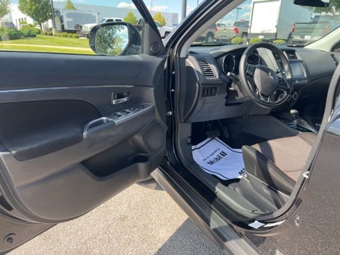 Used 2019 Mitsubishi Outlander Sport SE image 14