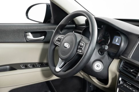 Used 2018 Kia Optima LX image 23