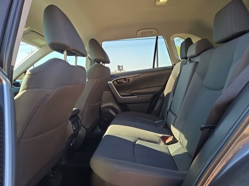 Used 2025 Toyota RAV4 LE image 13