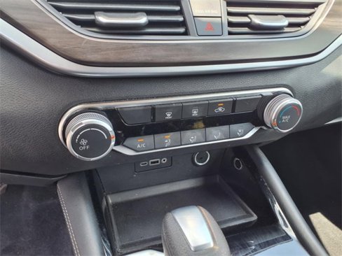 Used 2023 Nissan Altima 2.5 SV image 19