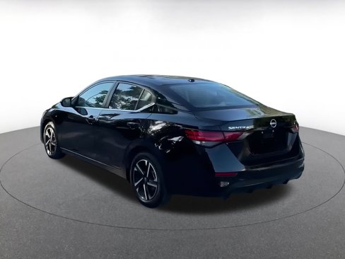 Used 2024 Nissan Sentra SV image 12