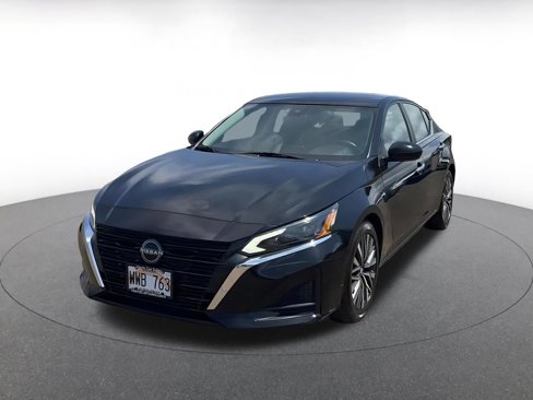 Used 2023 Nissan Altima 2.5 SV image 4