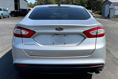 Used 2015 Ford Fusion S image 9