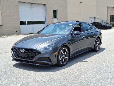 Used 2022 Hyundai Sonata SEL Plus image 3