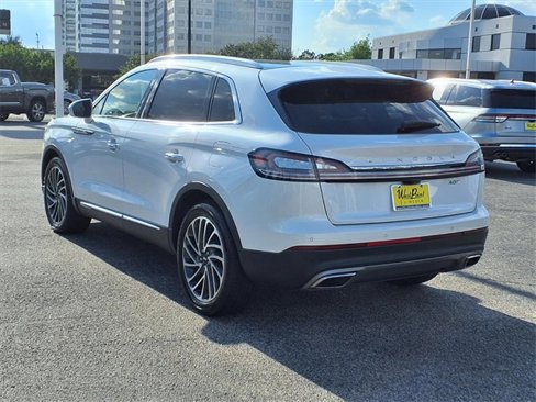 Used 2019 Lincoln Nautilus Reserve image 21