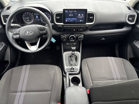 Used 2022 Hyundai Venue SEL w/ Cargo Package image 21