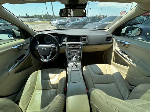 Used 2013 Volvo S60 T5 image 2