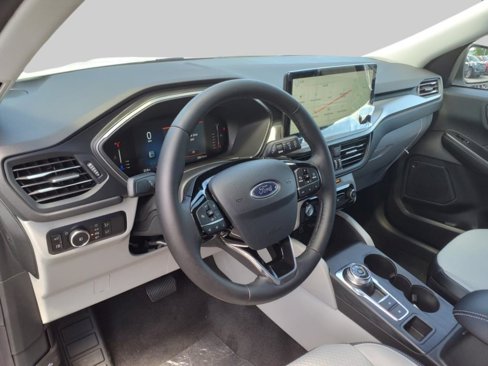 New 2024 Ford Escape SE image 10