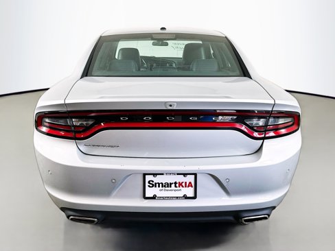 Used 2022 Dodge Charger SXT w/ Leather Interior Group image 6