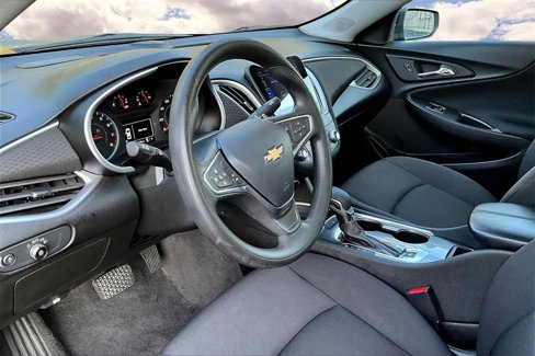Used 2023 Chevrolet Malibu LT image 17