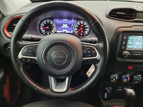 Used 2015 Jeep Renegade Trailhawk image 22