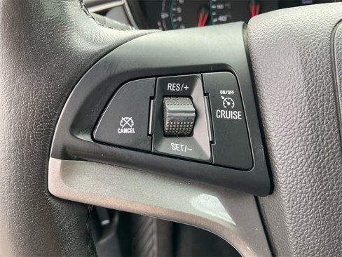 Used 2019 Chevrolet Trax LT w/ LT Convenience Package image 27