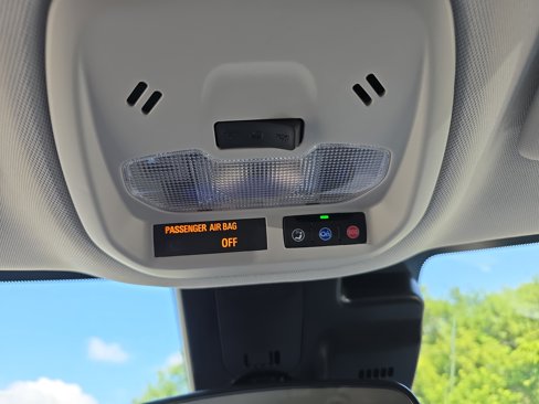 New 2025 Chevrolet Trax LT w/ Driver Confidence Package image 31