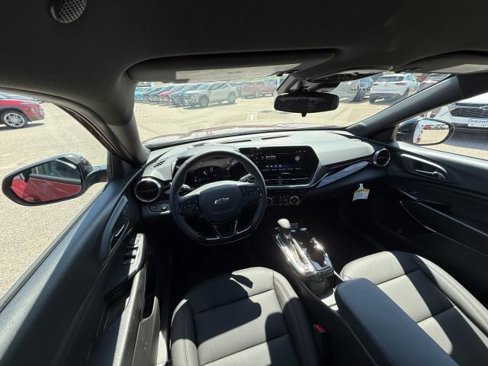 New 2025 Chevrolet Trax RS image 18