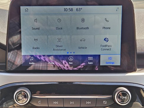 Used 2020 Ford Escape SE image 23