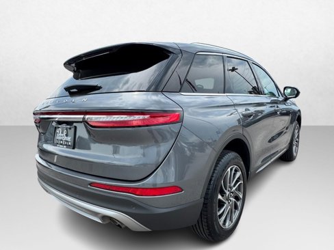Used 2022 Lincoln Corsair AWD image 5