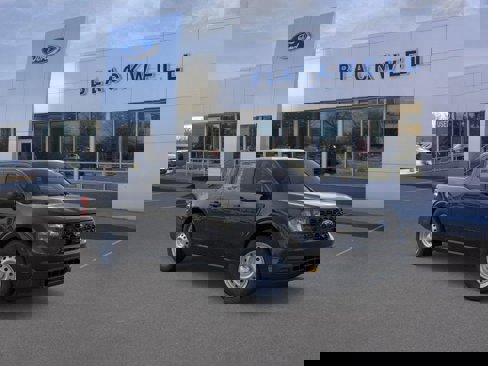 New 2025 Ford Maverick XL image 7