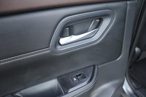 Used 2023 Nissan Rogue SV w/ SV Premium Package image 35