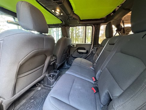 Used 2020 Jeep Wrangler Unlimited Sport image 14