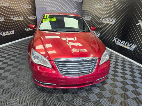 Used 2011 Chrysler 200 Touring image 5