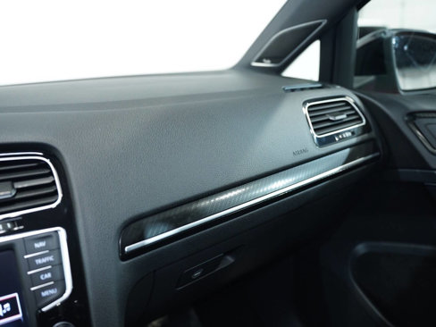 Used 2016 Volkswagen Golf 4-Door image 45