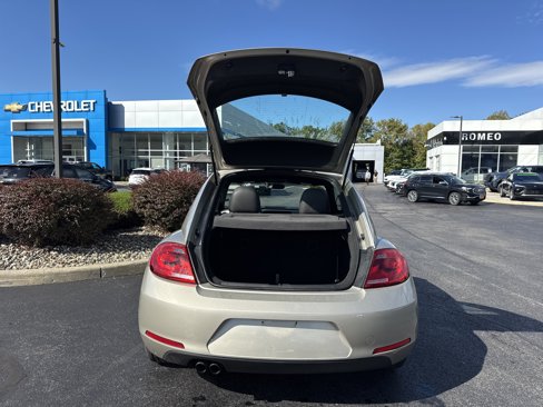 Used 2013 Volkswagen Beetle 2.5 image 27