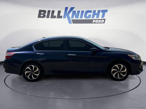 Used 2017 Honda Accord EX-L image 6