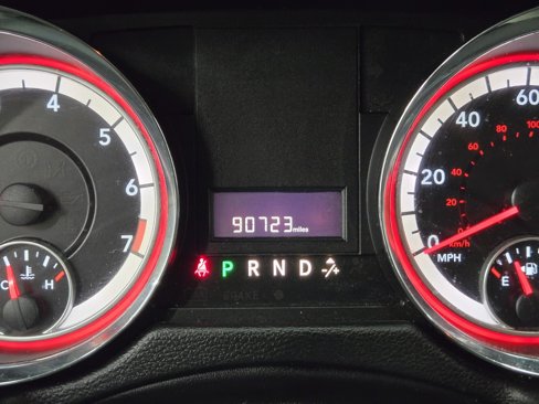 Used 2017 Dodge Grand Caravan SE w/ UConnect Hands-Free Group image 18