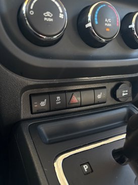 Used 2016 Jeep Patriot High Altitude image 21
