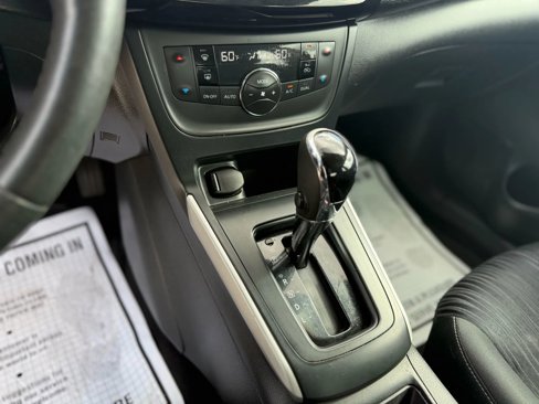 Used 2018 Nissan Sentra SV image 17